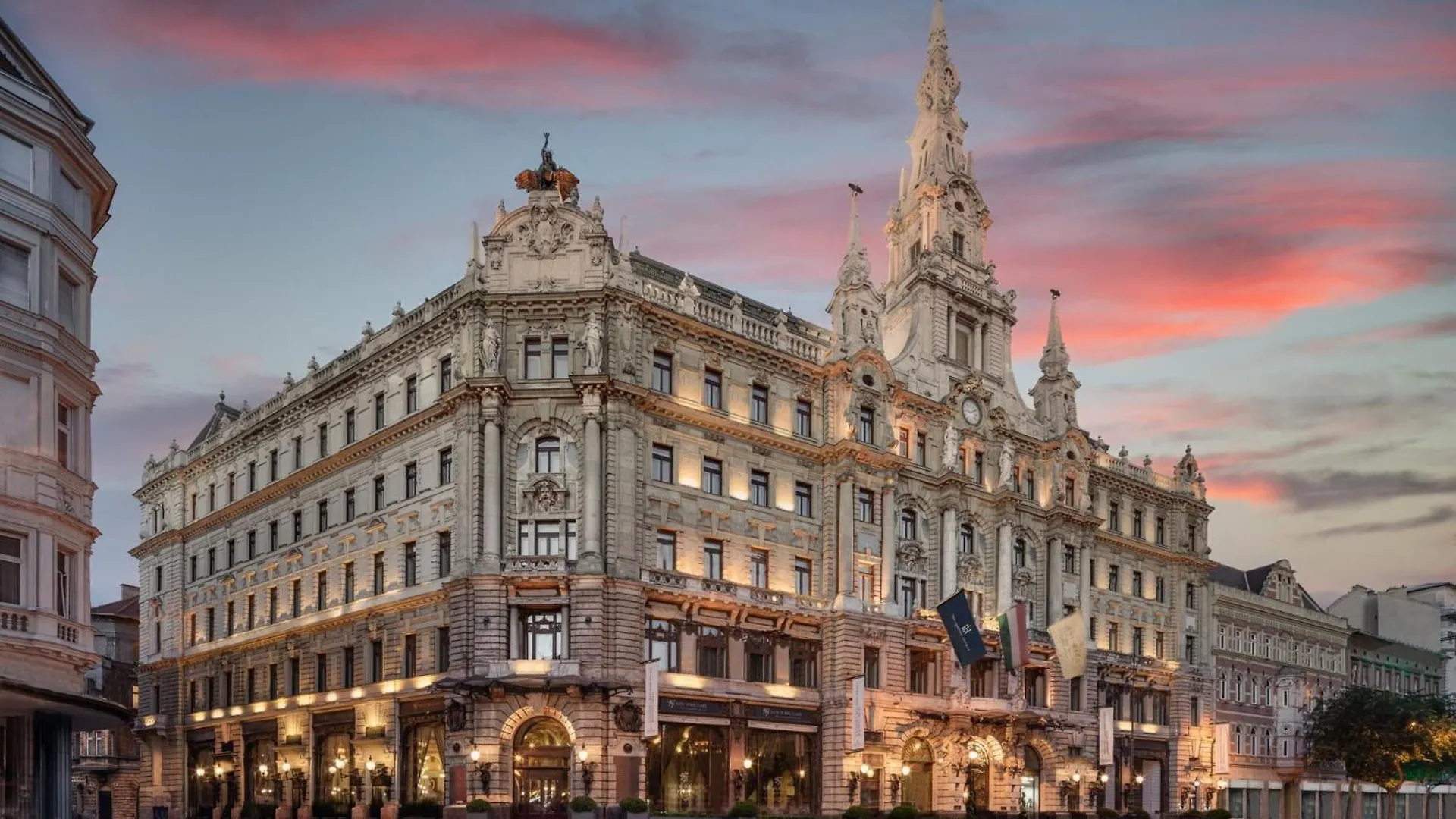 Next To New York Palace City Center Apartment Budapest
